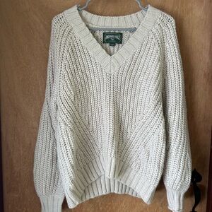 American Eagle Sweater
